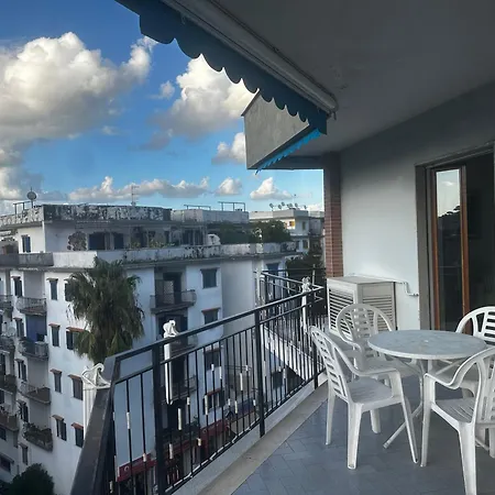 Roof And Sky Center سورينتو