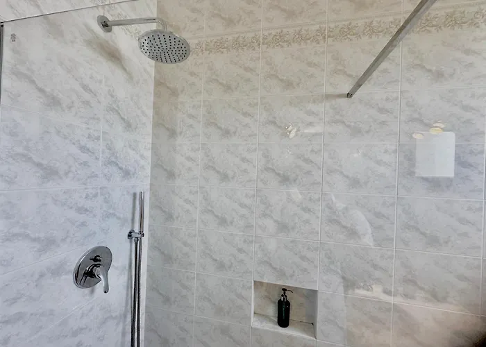 Roof And Sky Luxury In Center